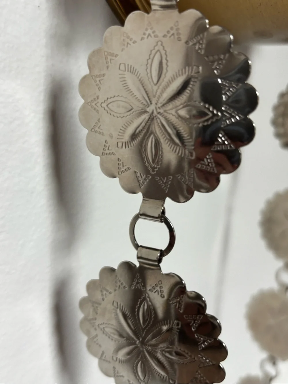 N/A belt flower